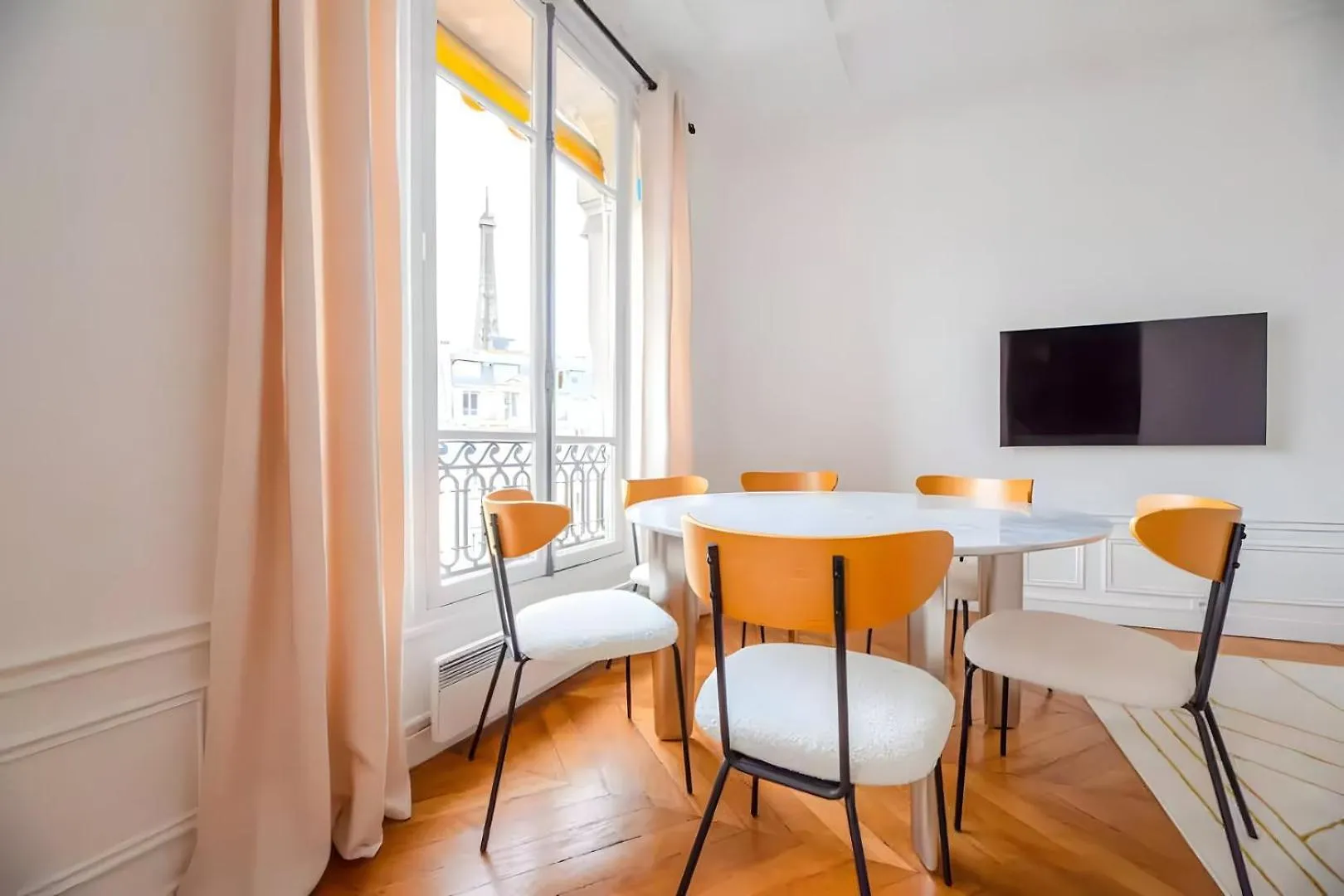 Tbs 324 - Superb Apartment With Eiffel Tower View Paris